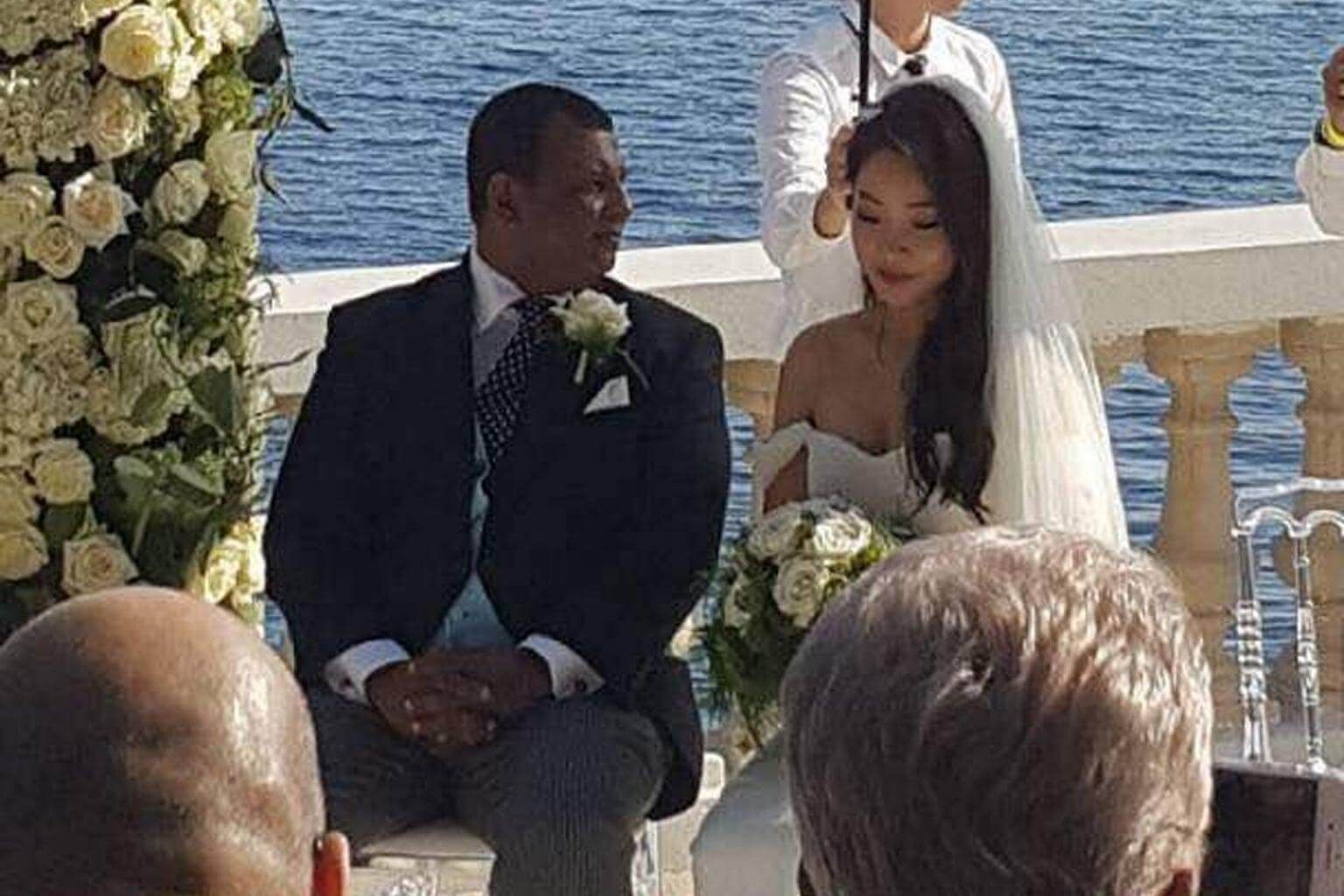 Airasia Chief Tony Fernandes Weds Korean Girlfriend In France Asia News Top Stories The Straits Times