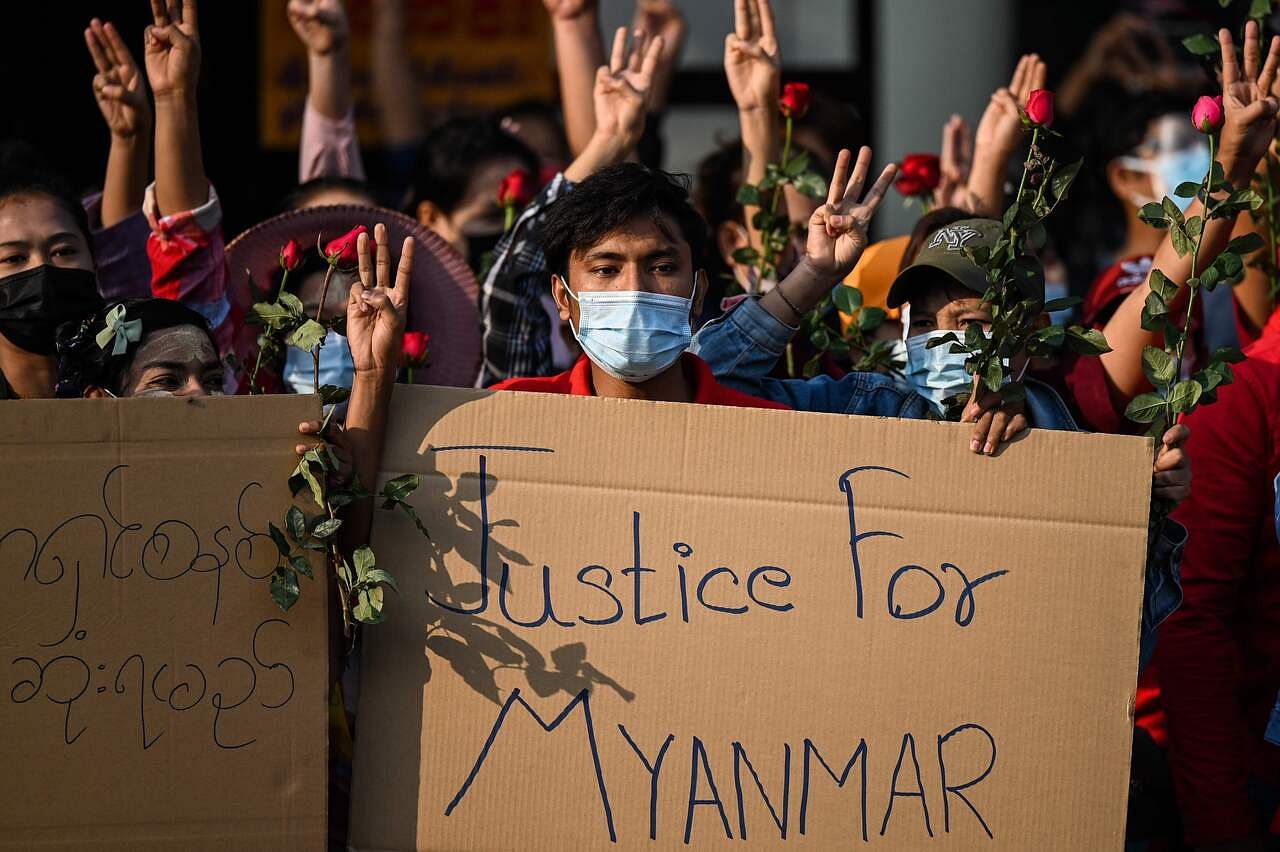 Protestas masivas contra el golpe militar en Myanmar en todo el país;  Acceso a Internet parcialmente restaurado, noticias e historias destacadas del sudeste asiático