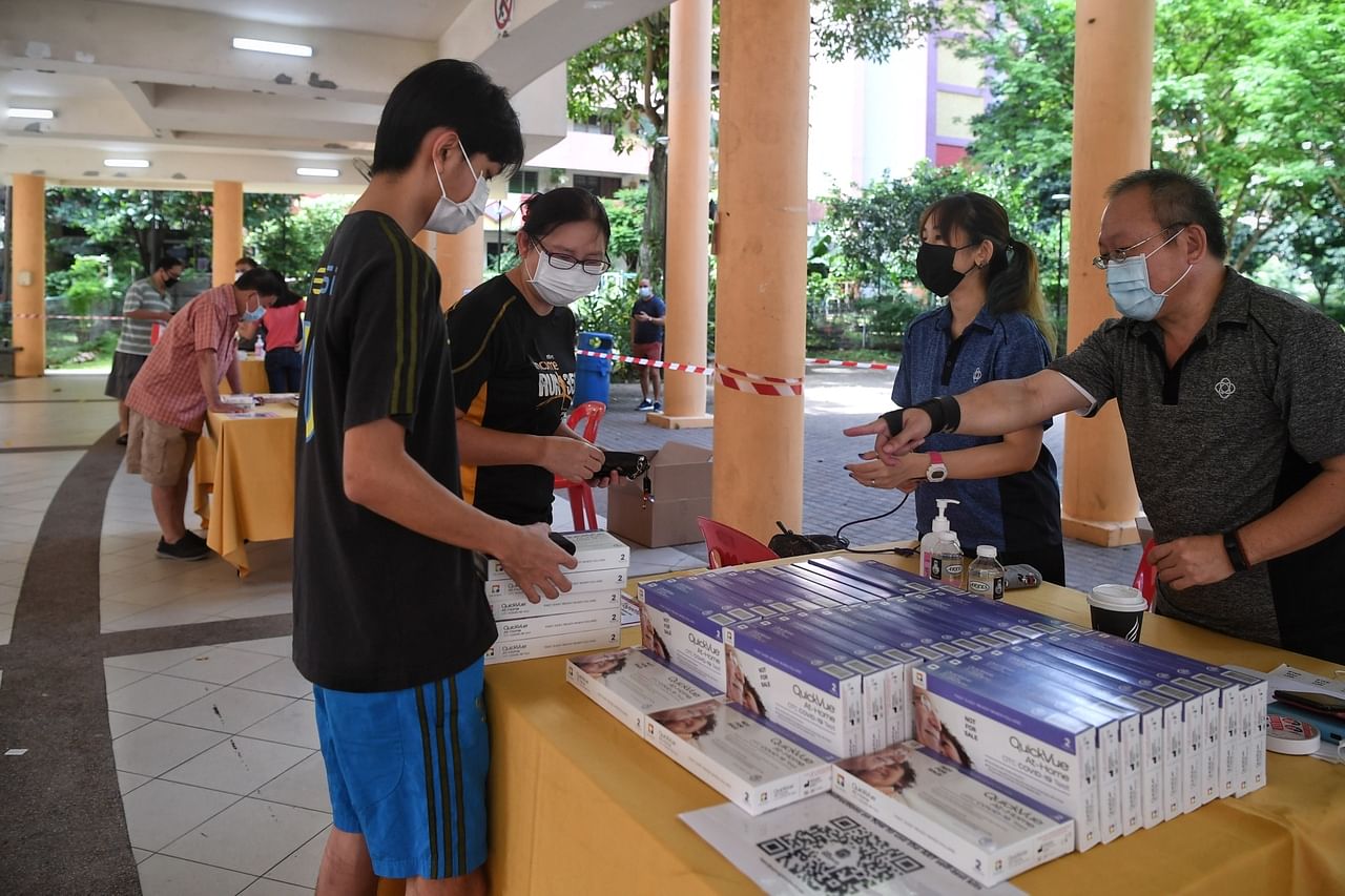 Free Diy Covid 19 Test Kit Collection Begins For Selected Bukit Merah And Redhill Residents Singapore News Top Stories The Straits Times