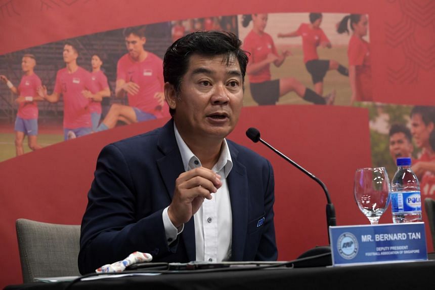 Football Association of Singapore deputy president Bernard Tan wanted the best players to begin their careers in the league from 17.