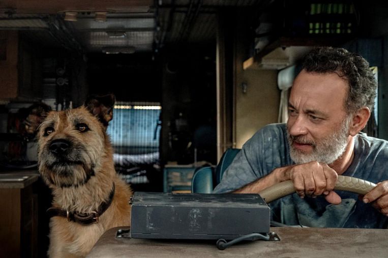 Aktor Tom Hanks terikat dengan seekor anjing dalam film pasca-kiamat Finch, Entertainment News & Top Stories