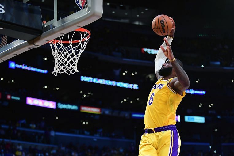 NBA: Bintang Lakers LeBron James absen setidaknya seminggu karena cedera perut, kata laporan, Basketball News & Top Stories