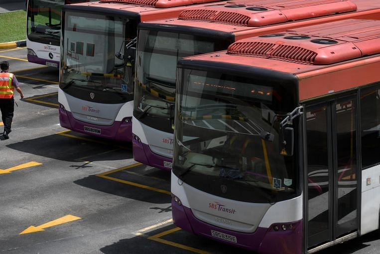 Mendengar gugatan pengemudi bus terhadap SBS Transit tentang pembayaran lembur digagalkan oleh drama ruang sidang, Singapore News & Top Stories