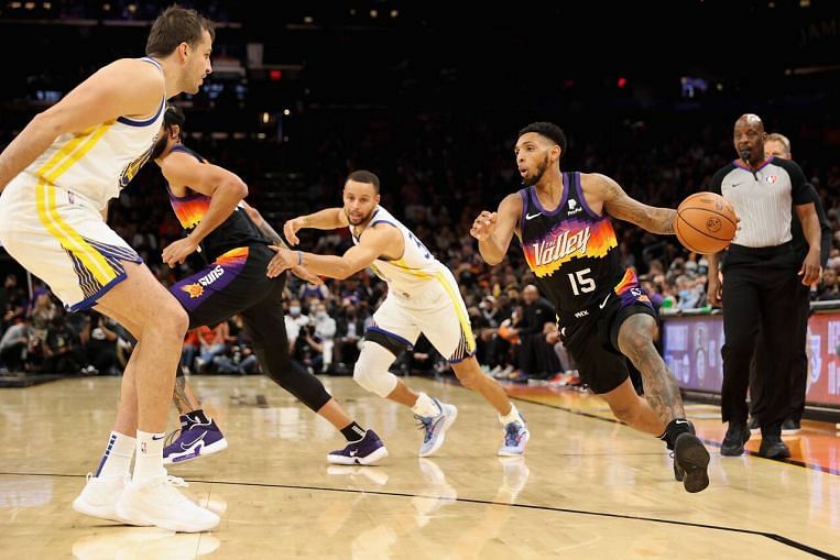 NBA: les Suns passent devant les Warriors pour une 17e victoire consécutive, les Nets coulent les Knicks tandis que les Lakers frappent les Kings, Basketball News & Top Stories