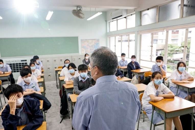 Hong Kong perd 1 000 enseignants en un an à cause de la répression, Covid-19, East Asia News & Top Stories