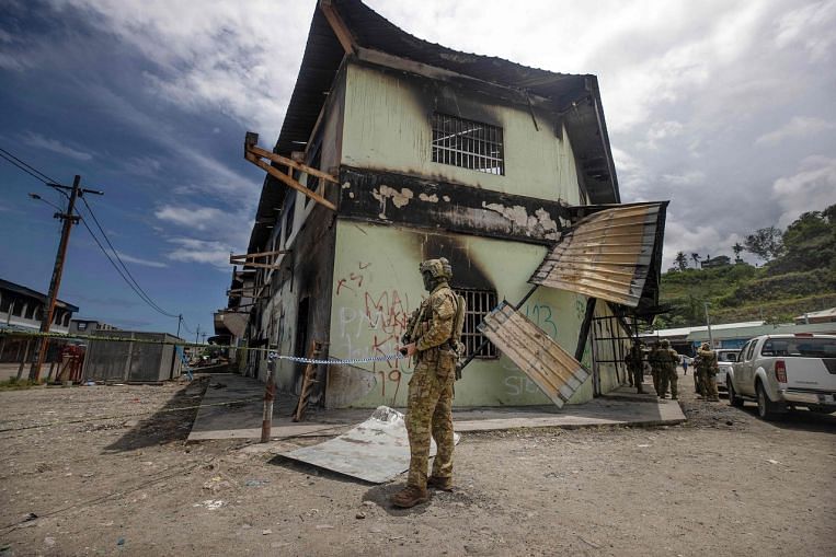 Les Îles Salomon frappées par la crise se préparent à de nouvelles manifestations, World News & Top Stories