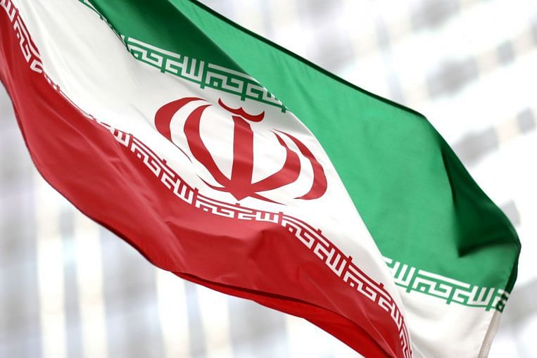 Un test de défense aérienne déclenche une forte explosion près du site nucléaire iranien, Middle East News & Top Stories