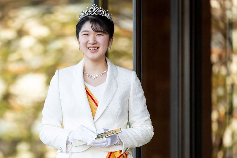 La princesse japonaise Aiko célèbre son passage à l’âge adulte