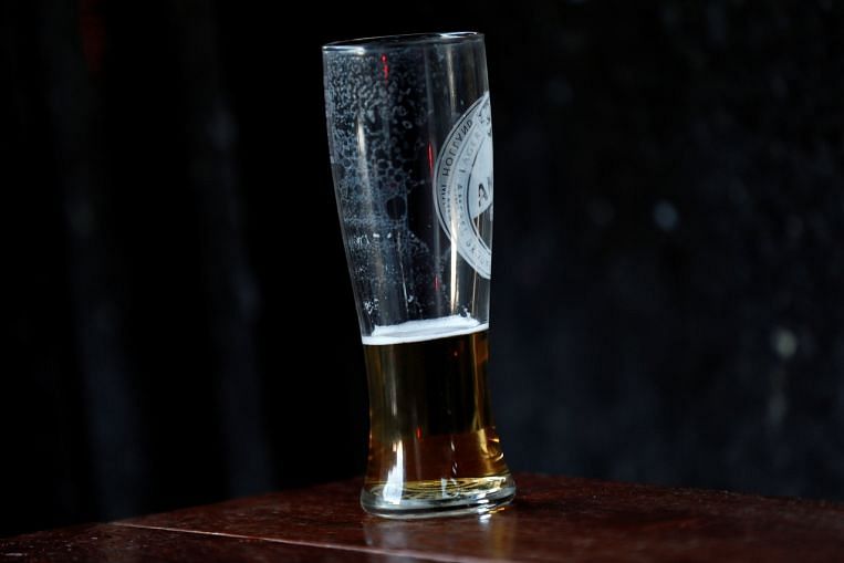 La Grande-Bretagne enregistre une augmentation record des décès dus à l’alcool pendant la pandémie de Covid-19, Europe News & Top Stories