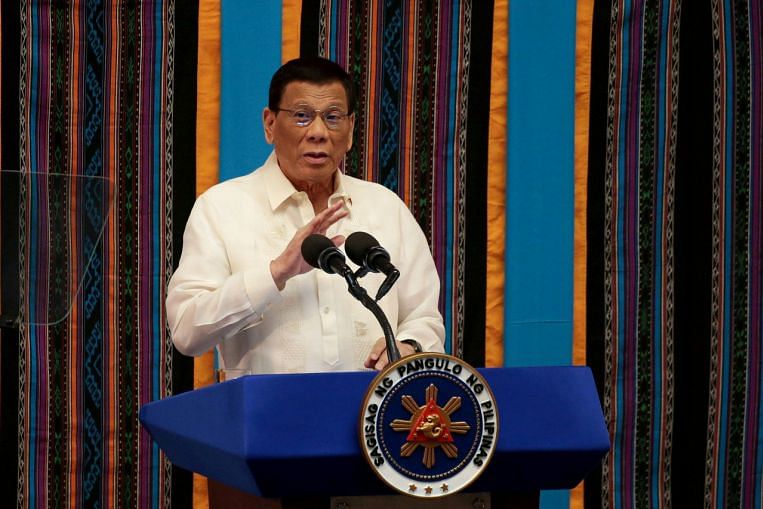 Duterte des Philippines se retire de la course au Sénat de 2022