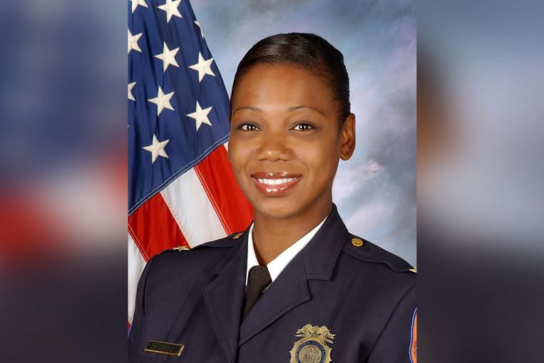 New York nomme sa première femme chef de police, United States News & Top Stories